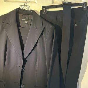 4 piece black non-wrinkle suit - jacket, skirt, pants, belt - size 8